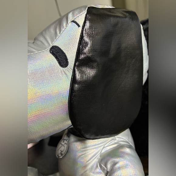 Peanuts Silver Snoopy Plush Toy - Picture 6 of 10